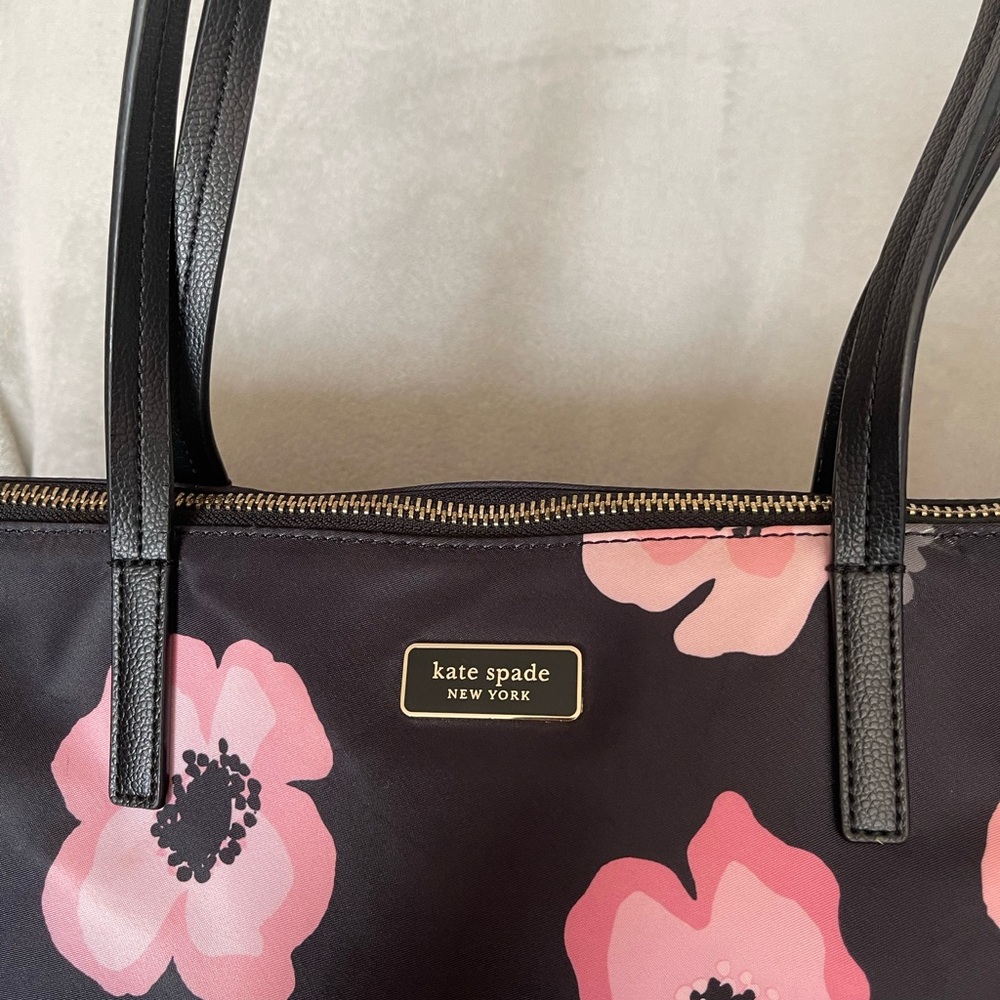 Kate spade floral purse - Picture 2 of 13